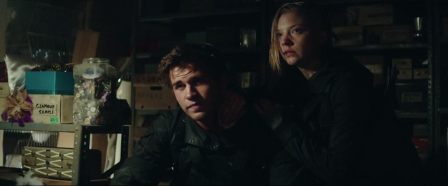 Archivo:Cressida y Gale en la boutique de Tigris.png
