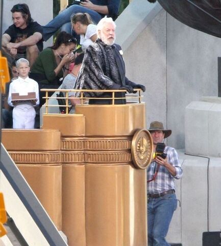 File:The-Hunger-Games-Catching-Fire-Donald-Sutherland-As-President-Snow-535x593.jpg