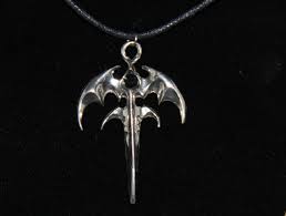File:Queensryche pendant.jpg