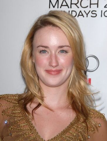 Archivo:Ashley Johnson.jpg