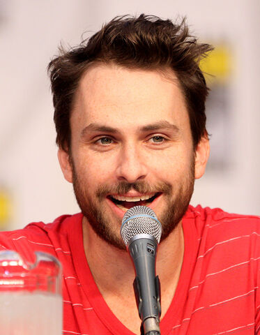 File:Charlie Day by Gage Skidmore.jpg