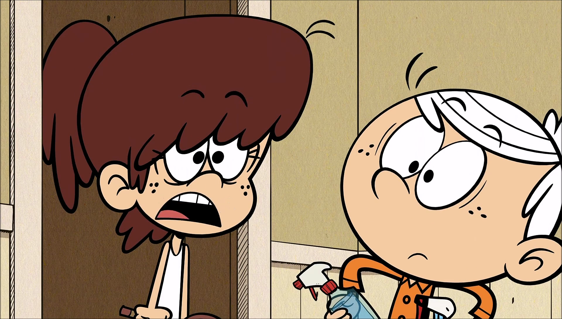 Image  S1E15A Lynn asking Linc to cover for her.png  The Loud House