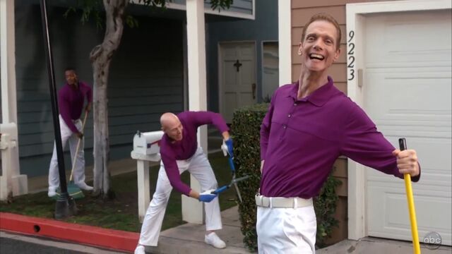 File:Sing Doug Jones.jpg