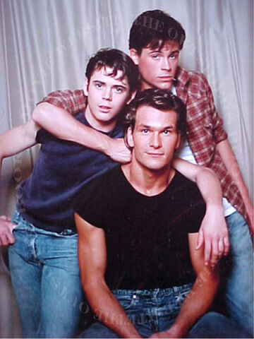 File:Curtis bros. pub pic.jpg