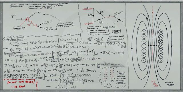 File:C2a4x labboard5.jpg