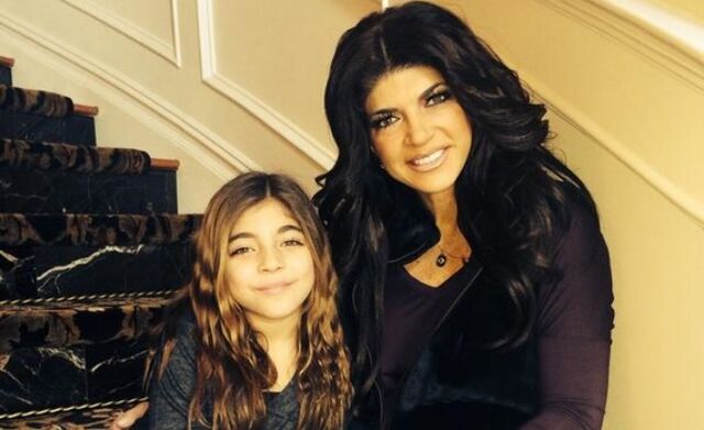 File:Teresa and Milania Giudice.jpg