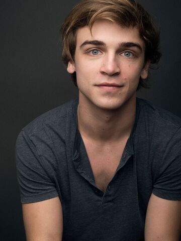 File:SeanGrandillo.jpg