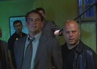 1x13 Gilroy-vic