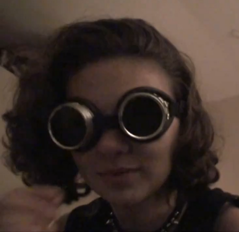 File:Katmainpic.goggles.png