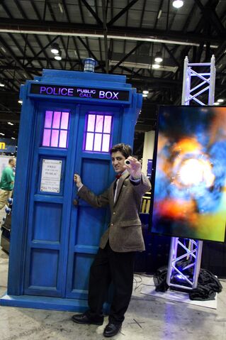 File:TARDISSELFDESTRUCT.DOCTOR.jpg