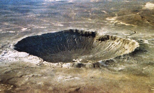 File:Meteor Crater.jpg