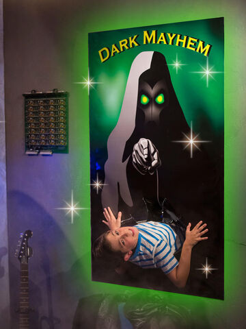File:Maxsbedroomposter.jpg