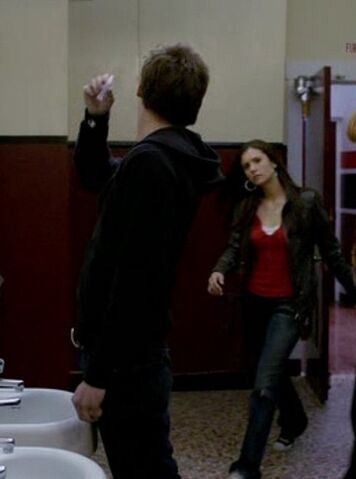 File:Tvd101 0254.jpg