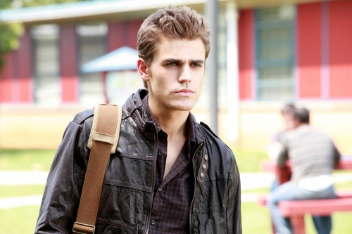 File:Stefan looks.png