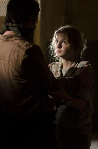 Archivo:TWD403GP06060264 Lizzie Carol.jpg