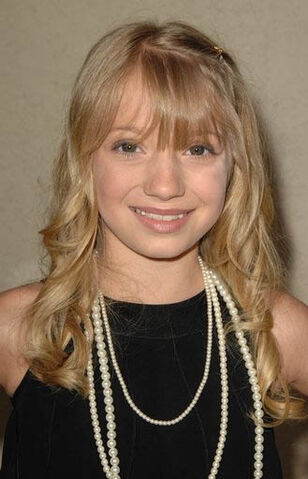 Datei:Madison Leisle 3.jpg