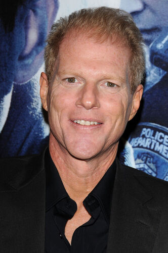 Datei:Noah Emmerich.jpg