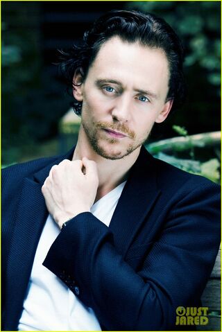 File:Tom-hiddleston-interview-01.jpg