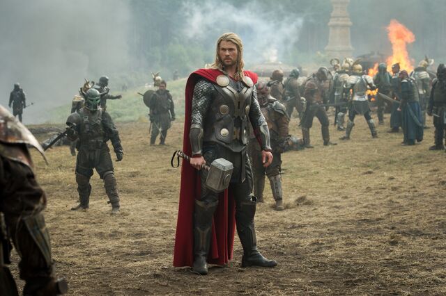 File:Thor-2-The-Dark-World-Official-Photo-fighting-Marauders.jpg