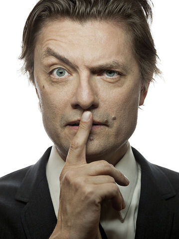 File:Jamesurbaniak.jpg