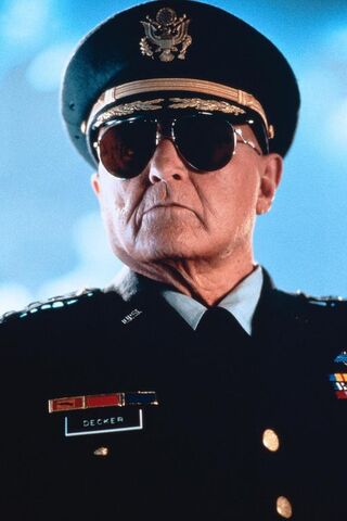 File:GeneralDecker.jpg