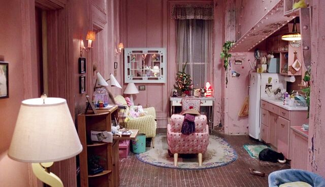 File:SelinaKyle'sApartment.jpg