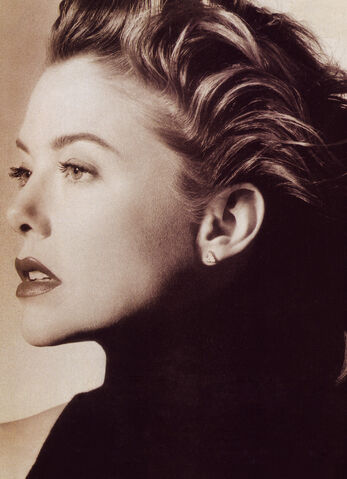 File:AnnetteBening.jpg