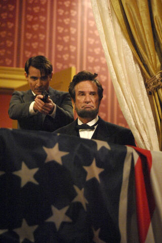File:Flyn killing Lincoln.jpg