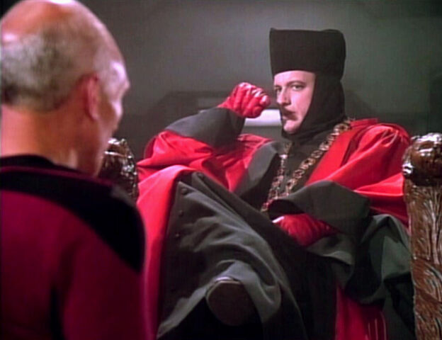 File:TNG1.01EncounteratFarpoint.jpg