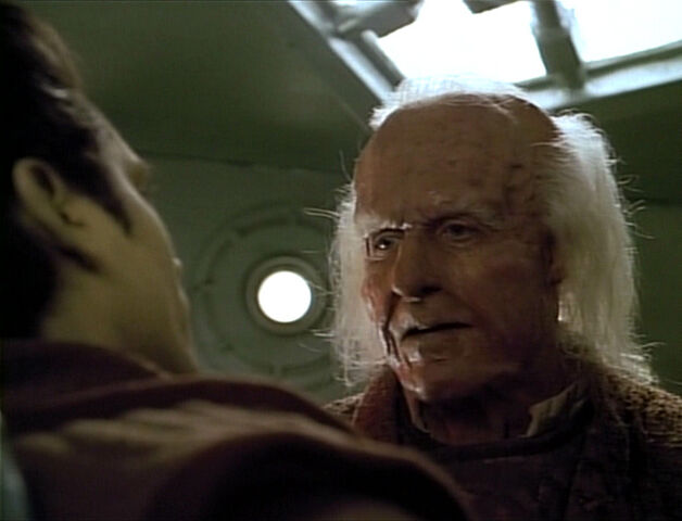 File:TNG4.03Brothers.jpg