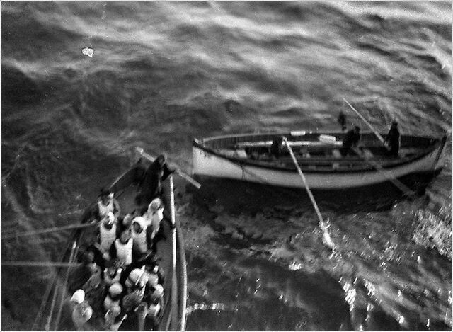 File:Titanic lifeboat 8.jpg