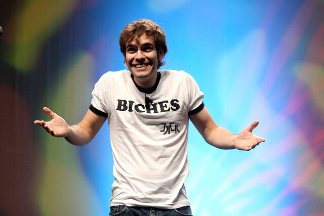 File:800px-Jacksfilms at VidCon 2012.jpg