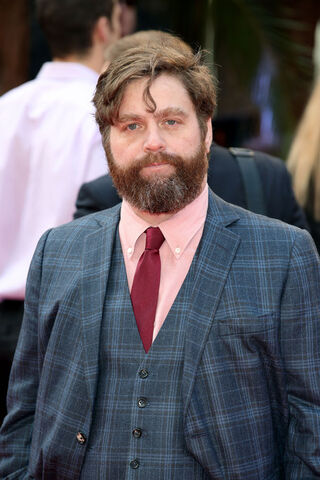 File:Zach+Galifianakis+Hangover+Part+III+Premieres+xvulVRI4PoRl.jpg