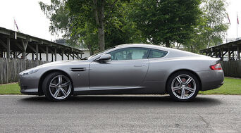 Aston Martin DB9