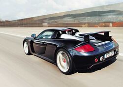 Porsche-Carrera-GT