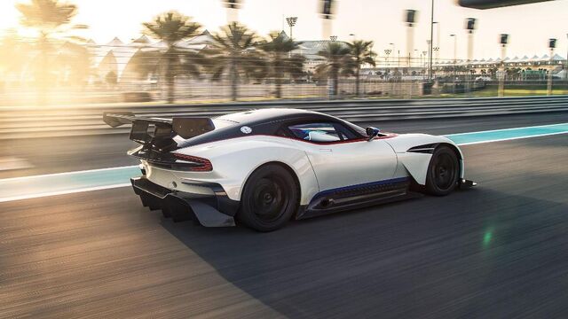 File:Top-Gear-TV-trailer-features-Aston-Martin-Vulcan-2.jpg