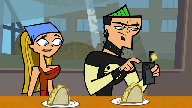 File:LindsayDuncanWMCountdown.png