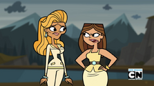 KellyTaylorAngry.png
