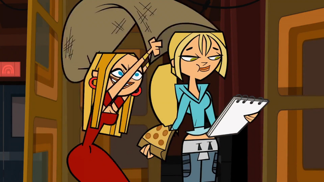 File:Blaineley Gone Insane.png