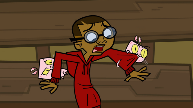 File:Cam Squirrel Bite.png