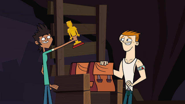 File:Mike statue.png