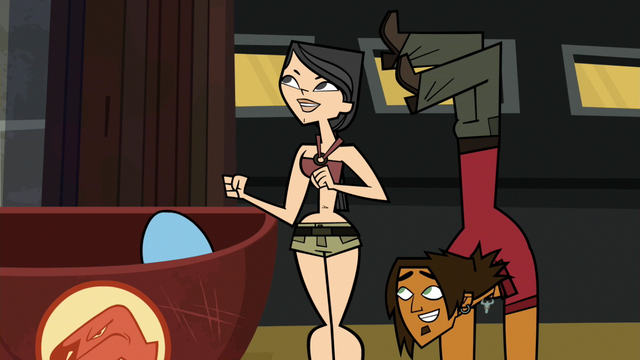 File:HeatherAleEgg.png
