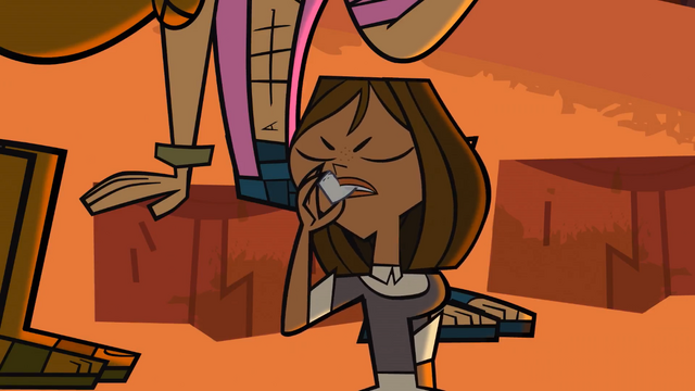 File:Courtneybitesamarshmallow.png