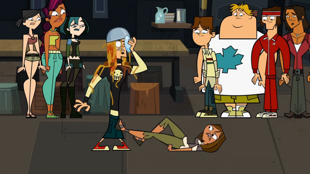 File:CourtneyMad (2).png