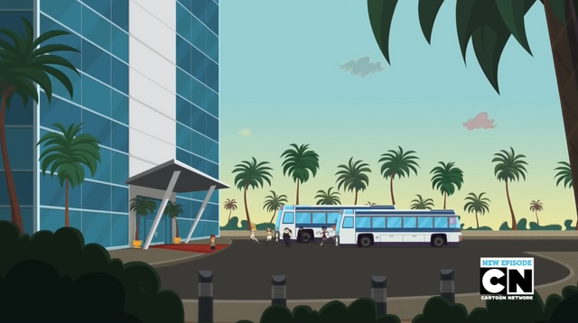 File:HelloAndDubaiBus.png
