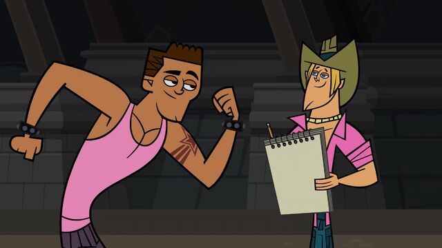 File:BrodyFlexing.jpg