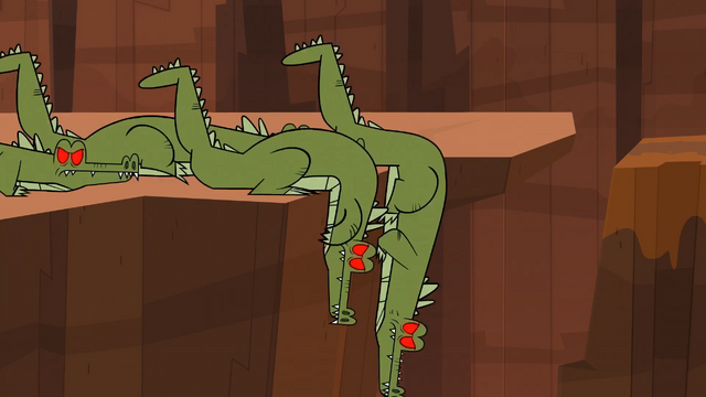 File:Lizard crocs.png