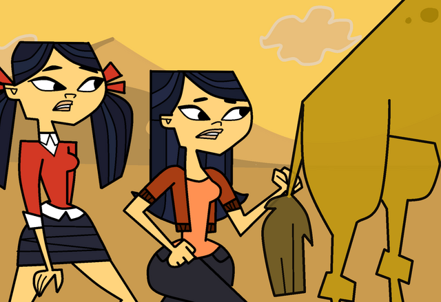 File:SistersRunsToCamelTDMR.png