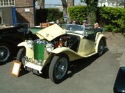 MG sports car - AUT 188 - at Chatham 07 - DSCF0085