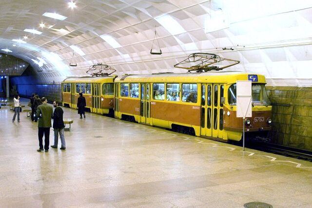 Выява:Volgograd leninsquare.jpg